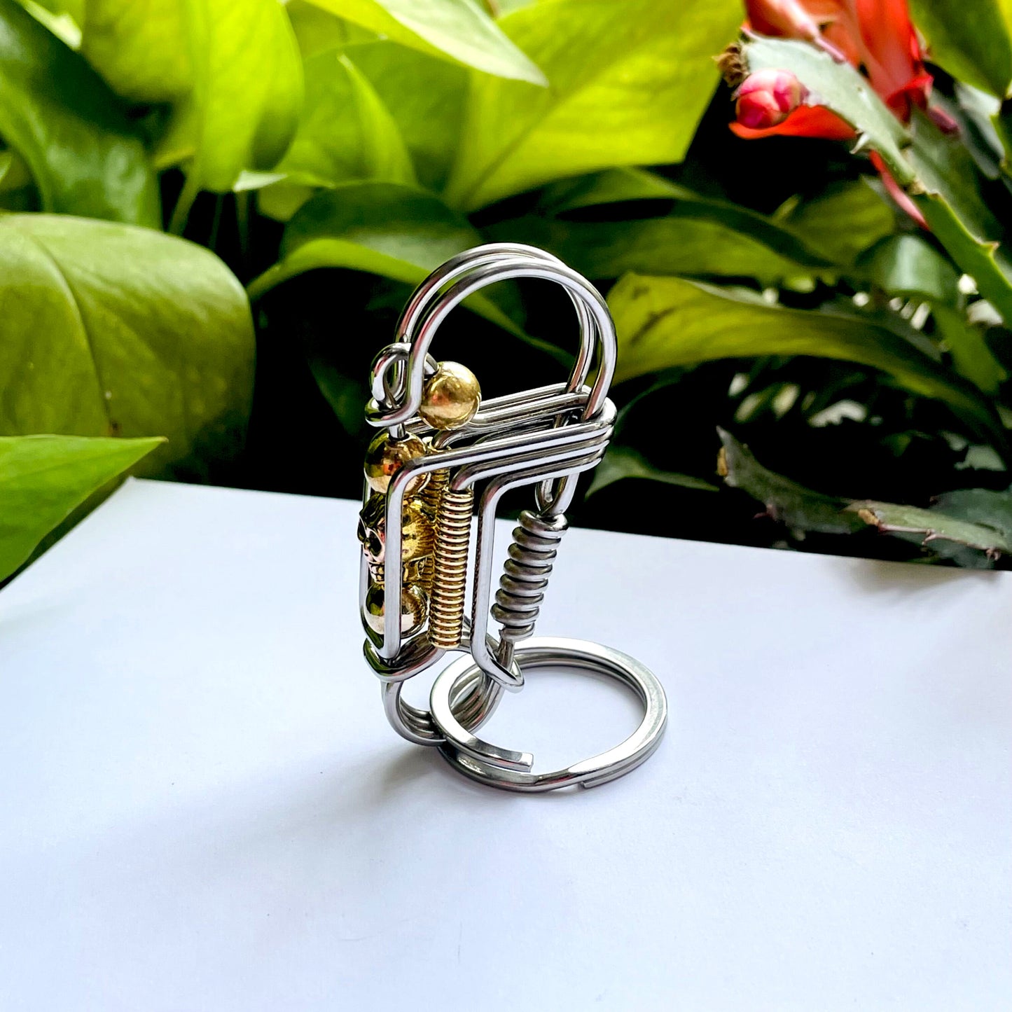 Fashion Skull Handmade Wire Keychain Gifts